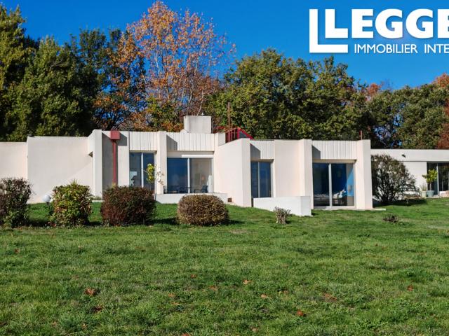 Golf, nature et tranquillité: maison contemporaine 180 m² au cœur du Golf de Fleurance avec piscine