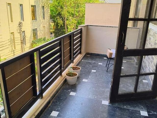 Golf Course Rd Near Rapid. Metro Sector 43 2 Bedroom 175 Sq. Yd. Builder Floor in Sector 43 Gurgaon Listing ID: #10168