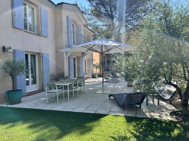 Golf de Pont Royal Maison de charme, T5, piscine, garage double