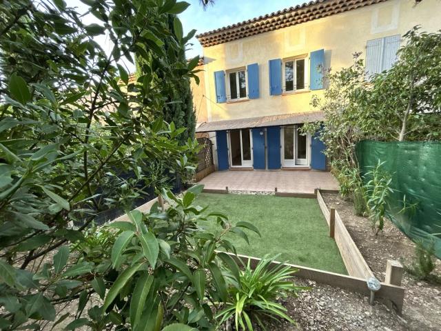 Golf de Pont Royal Maison T4 de 86m2 avec garage box avec pr. 86m² Mallemort