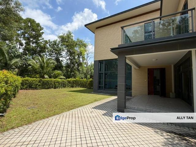 Golf & Resort Forest City, Fringe Villa