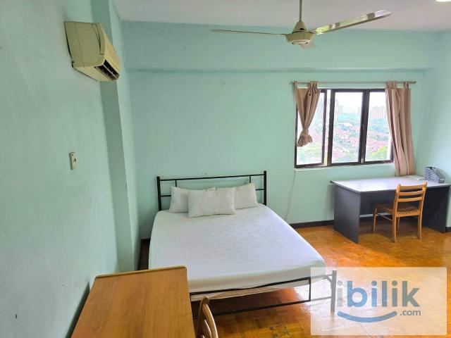 Golf view · Free Utilities · Master room · 5 mins walk to IMU & LRT · APU bus · vista komanwel c for rent