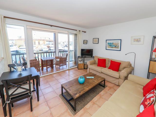 GOLFE DE SAINT TROPEZ APPARTEMENT DUPLEX 2 CHAMBRES PORT GRIMAUD