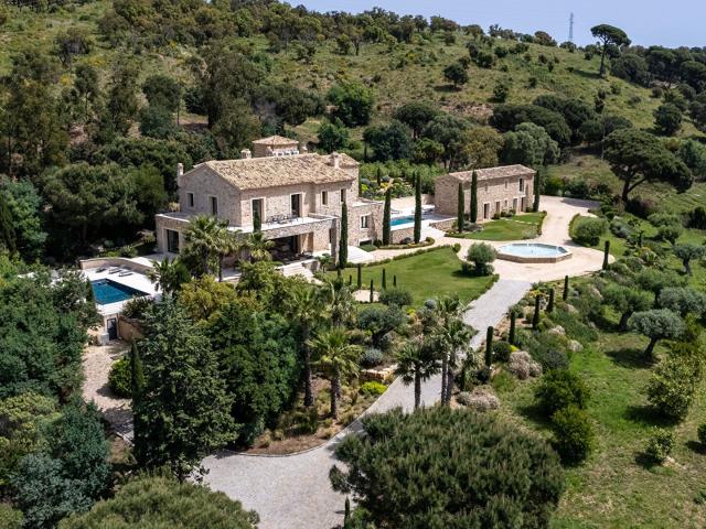 Golfe De Saint Tropez: Domaine Prive De 5 Hectares Avec Heli. 560m² Sainte Maxime