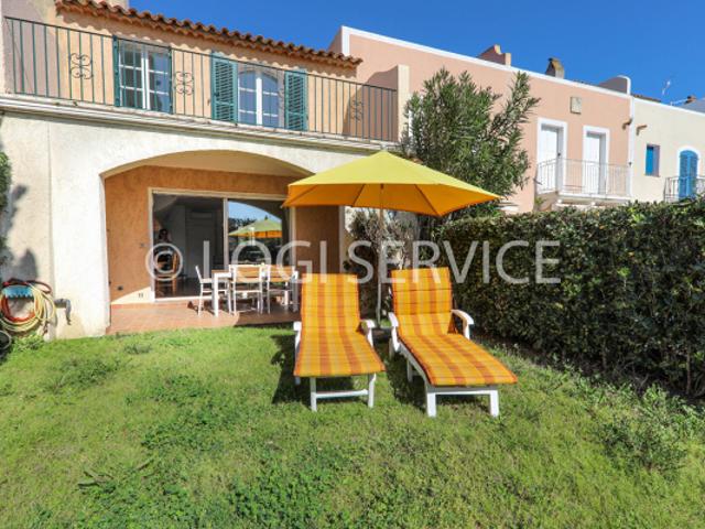 GOLFE DE SAINT TROPEZ LUMINEUSE MAISON 3 CHAMBRES AVEC AMARRAGE 11.50 M EXCLUSIVITE