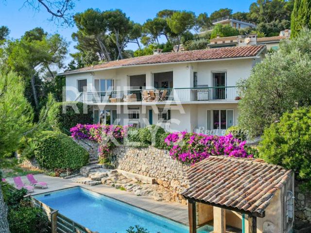 VALLAURIS RETENAOU: Maison d’exception avec vue mer panoram. 220m² Vallauris