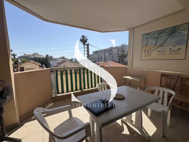 GOLFE JUAN LOCATION ETUDIANTE 2 PIECES PROCHE PLAGES