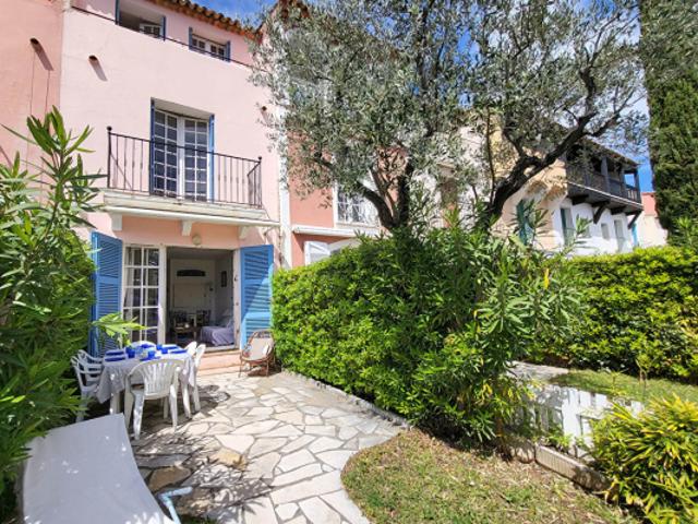 GOLFE ST TROPEZ MAISON PORT GRIMAUD AVEC AMARRAGE LOGI SERVICE ESTATE