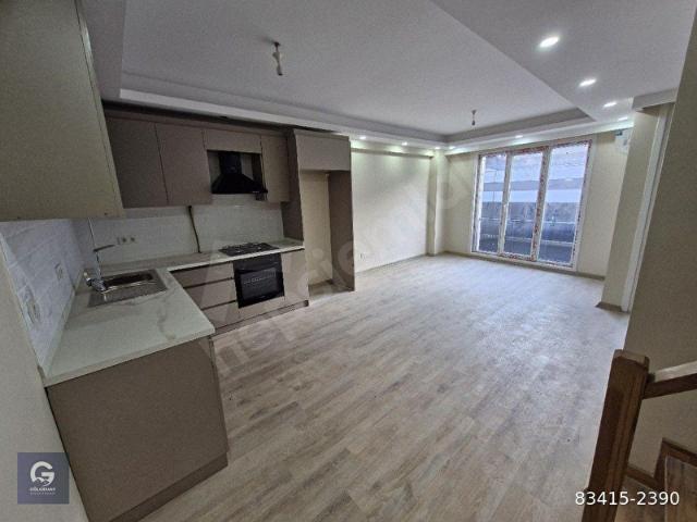 GÖLGEMAY EMLAKTAN İST HAVAALANI YAKIN DUBLEKS 120M DAİRE