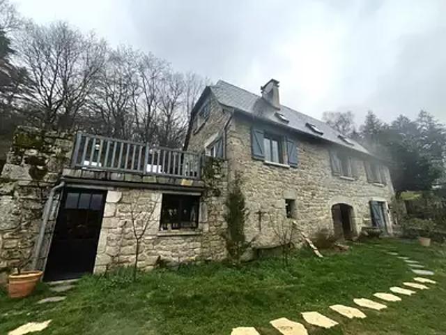 Golinhac 12140 Achat / Vente maison 8 pièces t8