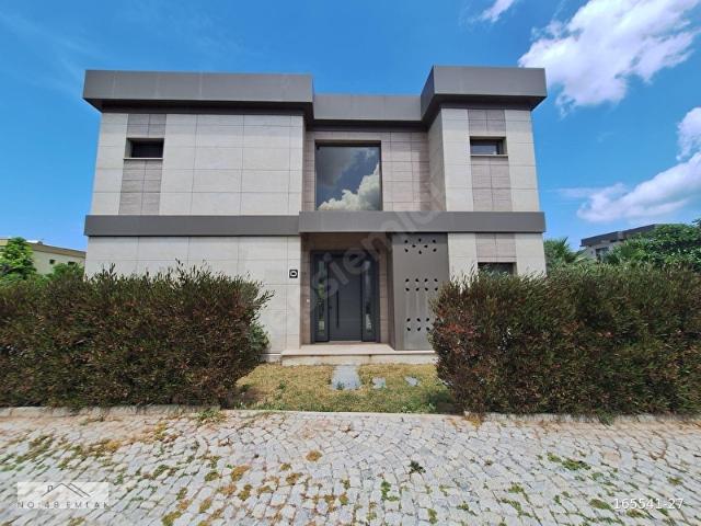Gölköy 3+1 Havuzlu Satılık Villa