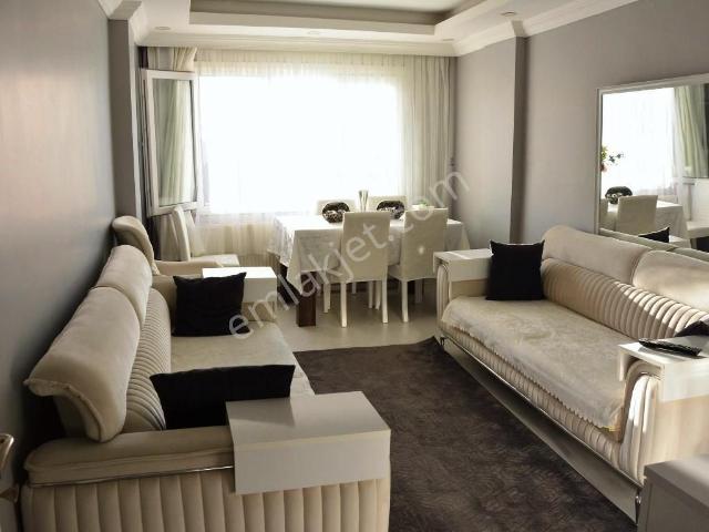 Gop Bağlarbaşı'nda Çift Cepheli, Şerifiyeli 2+1 Daire
