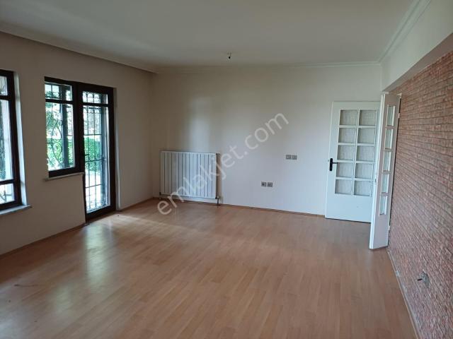 Gop Üst Koza Da Uğurmumcu Cad Yakın İçi Yapılı Kot 3 De 85m2 2+1 Bahçe Katı Kiralık Daire