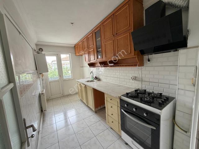 Gop Yakını Vedat Dalokay Paralelinde Ara Katta 3+1 Kiralık Daire