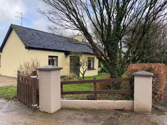 Gortnaskehy, Araglin, Co. Cork is for rent