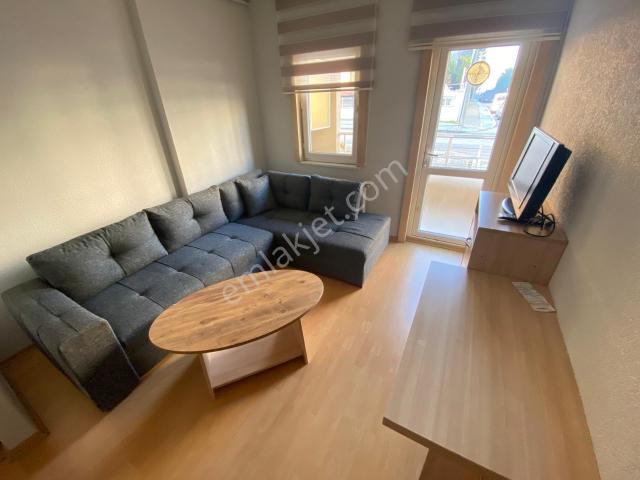 Görüklede Çok Merkezi Konumda 1+1 Eşyalı Arakat Kiralık Daire