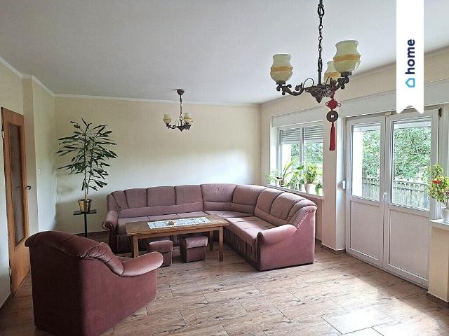 Przestronny bliźniak 150 m² z 2 tarasami i garażem