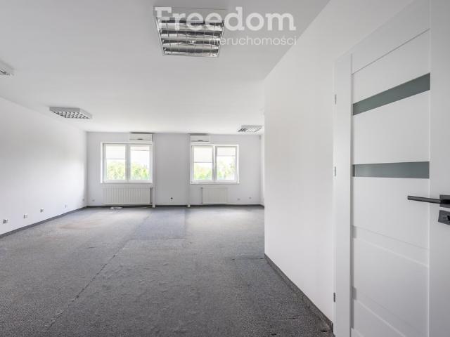 Góra Kalwaria, Sportowa, 73 m2