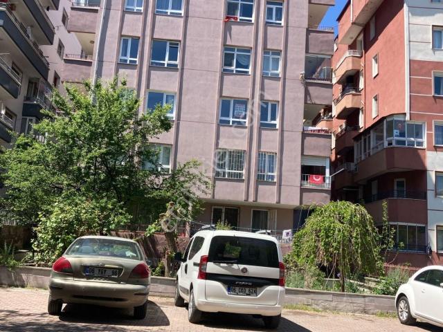 Göral Emlaktan 3+1 Full Yapılı Park Manzaralı Çetin Emeç Yakını Ara Kat Kombili