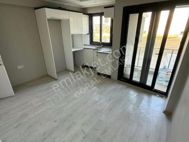 Göral Emlak'tan Muradiye'de Kiralık 2+1 Açık Mutfaklı Daire