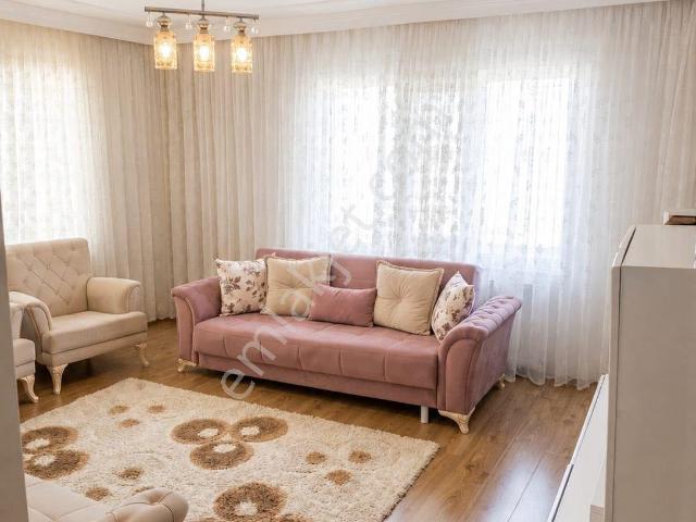 Göral Gayrimenkulden Karacaibrahimde 130m2 3+1 Satılık Daire