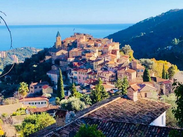GORBIO Maison de village individuelle 4 pièces avec 2 terrasse