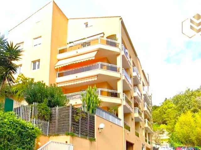 GORBIO / MENTON: APPARTEMENT T3 + PARKING PRIVATIF + TERRASSES