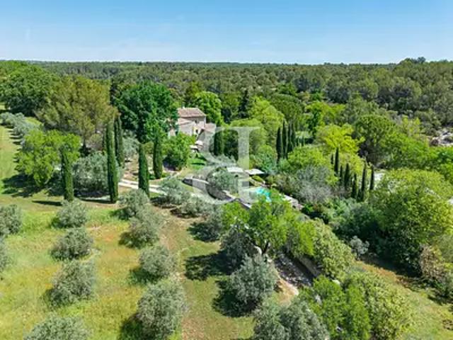 Gordes 84220 Achat / Vente maison 13 pièces t13 piscine