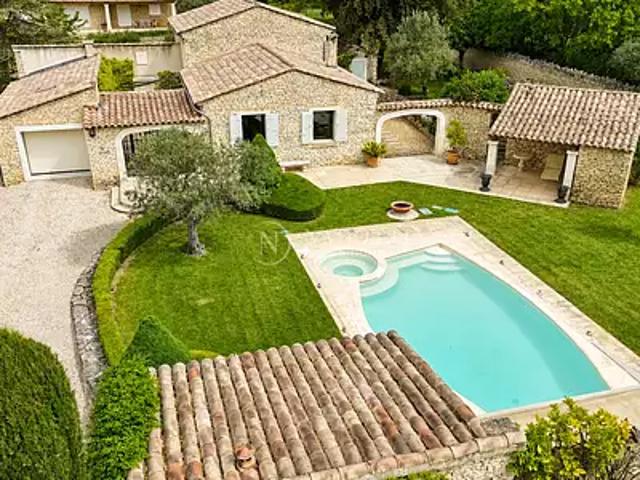 Gordes 84220 Achat / Vente maison 6 pièces t6 terrasse cave