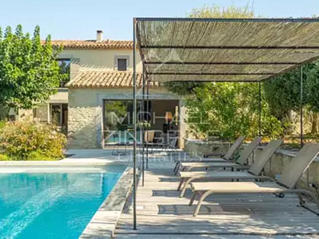 Gordes 84220 Achat / Vente maison 8 pièces t8 piscine