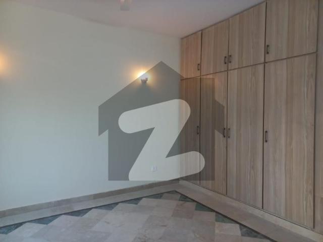 Gorgeous 800 Square Feet Flat For rent Available In F 8
