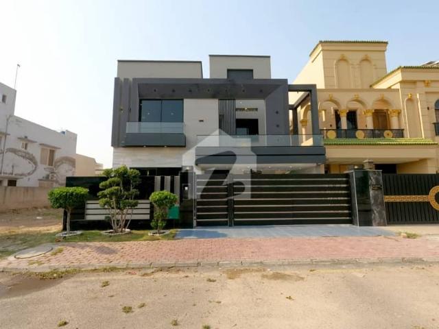 Gorgeous 10 Marla House For Sale Available In Bahria Town Ghaznavi Block
