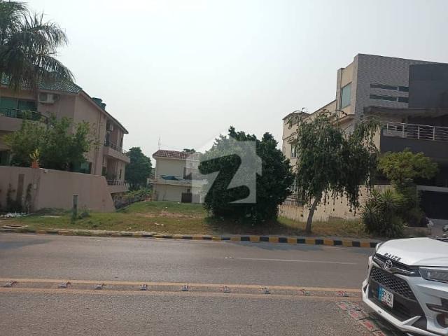 Gorgeous 10 Marla Residential Plot For sale Available In DHA Phase 5 Sector F