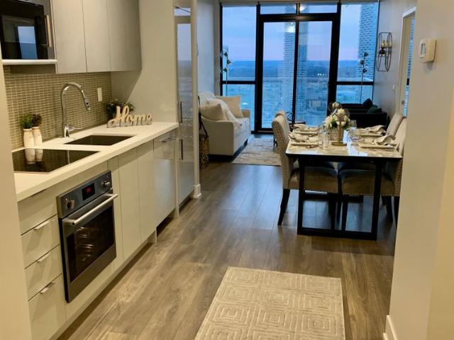 Gorgeous 1+1 Vaughan Condo With Parking/Locker at Hyw 7/Jane