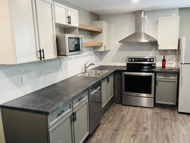 Gorgeous 1 bedroom basement suite in Riverbend, seconds away from Carburn Park