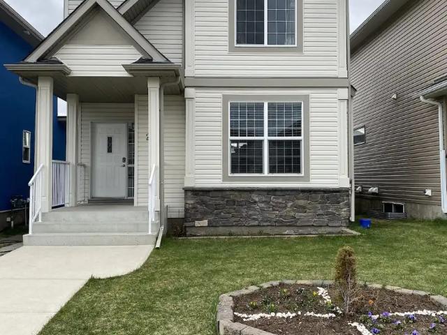 Gorgeous 2 storey home with heated garage in Taralake Terrace