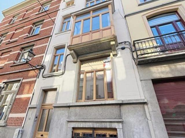 Gorgeous 3B house fully renovated 184m2 terraces