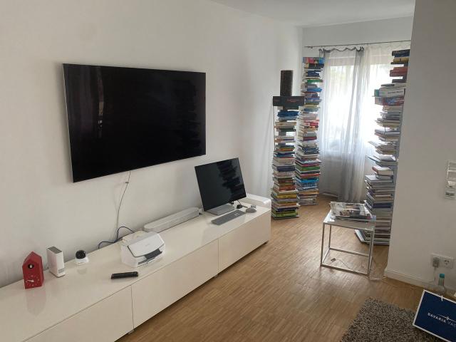 Gorgeous, cozy home in Neuss, Neuss Amsterdam Apartments for Rent