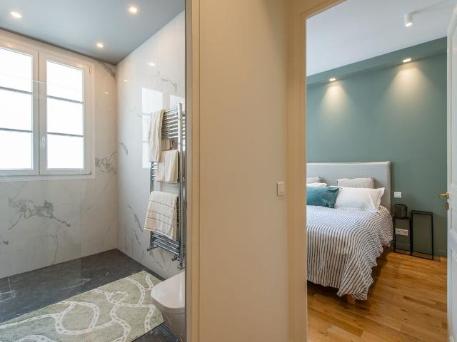 Gorgeous & cute apartment in quiet street, Paris Amsterdam Apartments for Rent