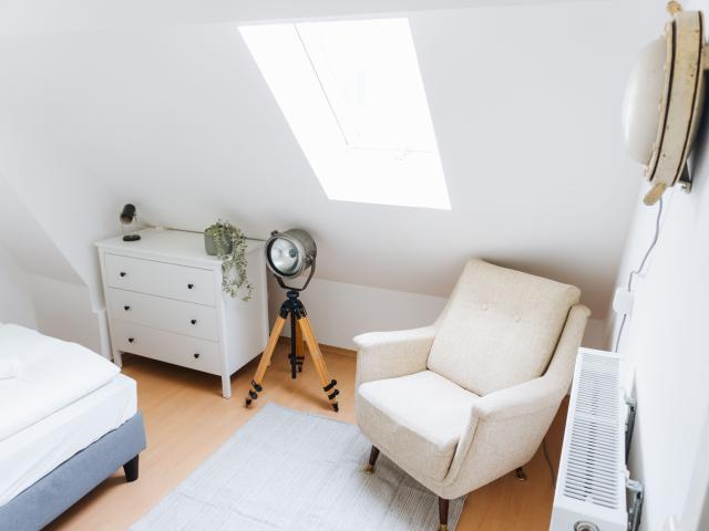 Gorgeous, cute studio