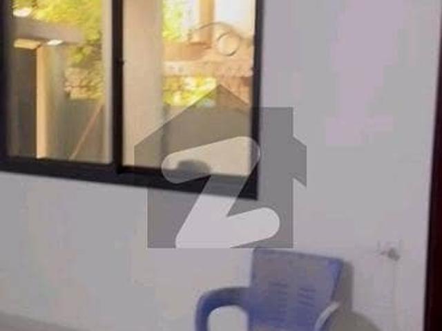 Gorgeous Prime Location 300 Square Yards Upper Portion For Sale Available In Adamjee Nagar