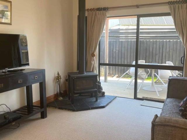 Gorgeous Renovated Fully Furnished Character Villa in Prime Location!