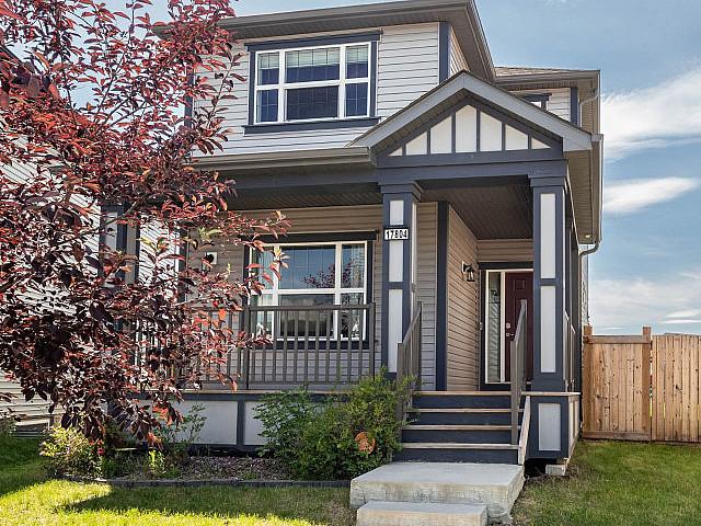 Gorgous 4 Bed, 2.5 Bath Home In Mcconachie For Sale!