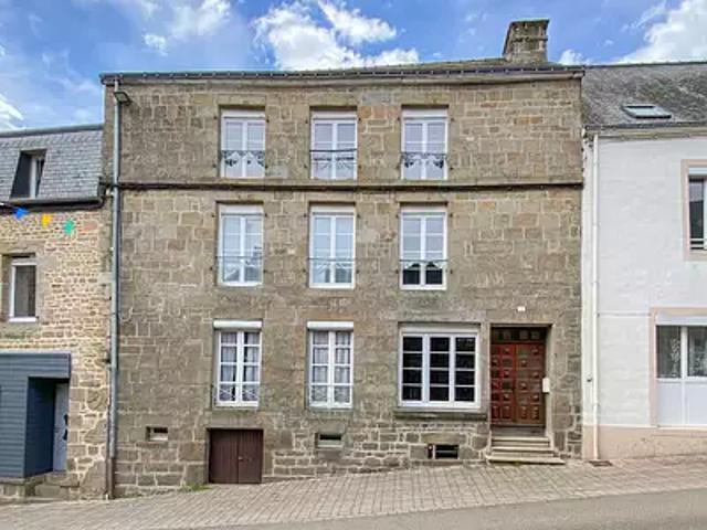 Gorron 53120 Achat / Vente immeuble au dernier étage cave