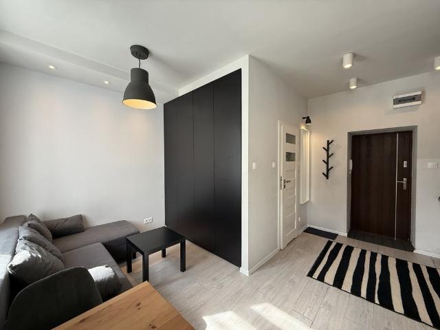 Gotowe mieszkanie 20,07 m² w Łodzi Górnej, po remoncie
