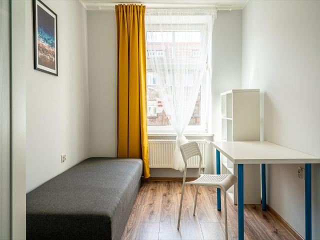 Inwestycyjne 6 pokojowe mieszkanie w Śródmieściu Wrocławia