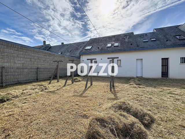 Gouville sur mer, à 80 mètres de la plage, Appartement/Maison de plain pied dans immeuble à un étage, de type F2 avec jardin