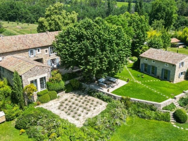 Goult Propriété familiale à caractère historique