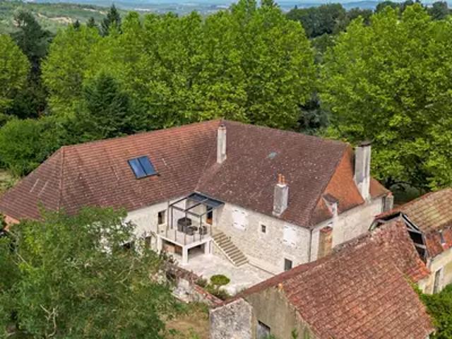 Gourdon 46300 Achat / Vente maison 11 pièces t11 piscine