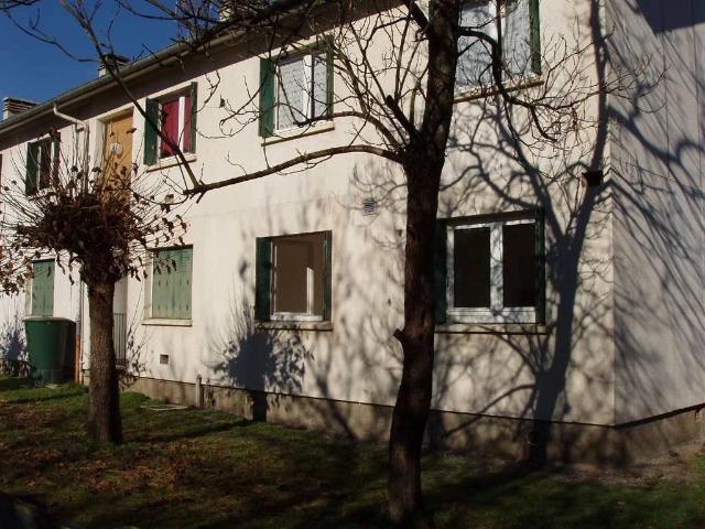 GOURDAN POLIGNAN: Appartement T4 dans petit collectif